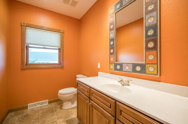 $799,900 | N1572 County Road West, Ashford, WI 53010