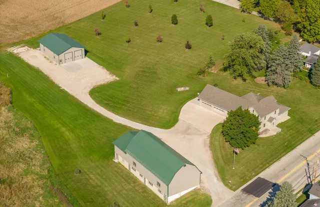 $799,900 | N1572 County Road West, Ashford, WI 53010