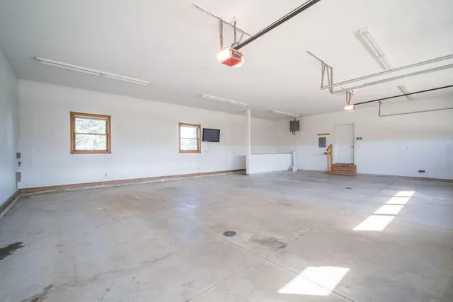 $799,900 | N1572 County Road West, Ashford, WI 53010