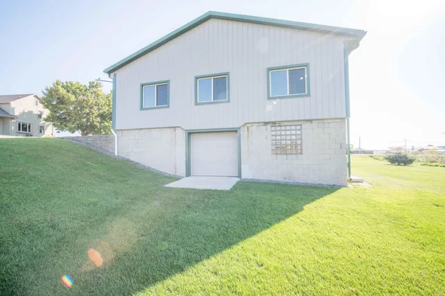 $799,900 | N1572 County Road West, Ashford, WI 53010