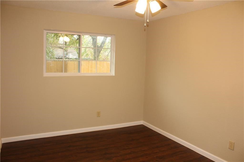 2409 Village Walk Austin, TX 78744 - Photo 9 of 19