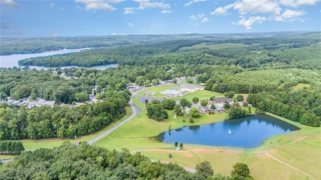 $185,900 | 123 Grand View Drive, New London, NC 28127