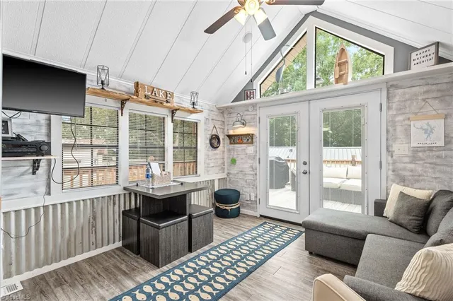 $185,900 | 123 Grand View Drive, New London, NC 28127