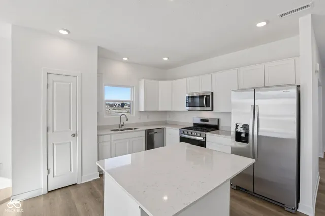 $314,900 | 6163 Rhinecliff Drive, Whitestown, IN 46075