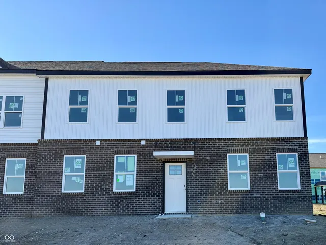 $314,900 | 6163 Rhinecliff Drive, Whitestown, IN 46075