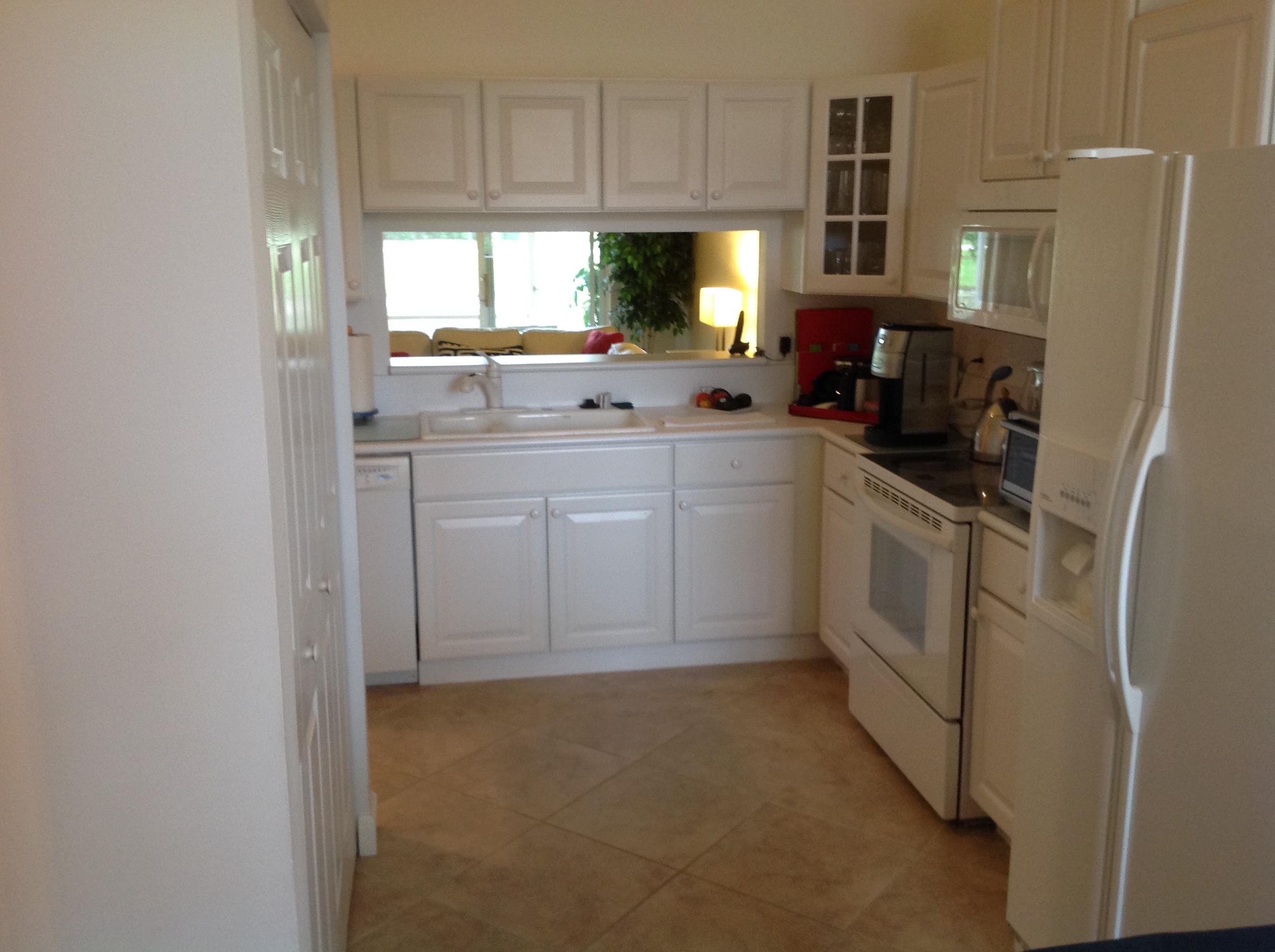 8388 Via Leonessa Boca Raton, FL 33433 - Photo 5 of 38 Updated Kitchen Appliances