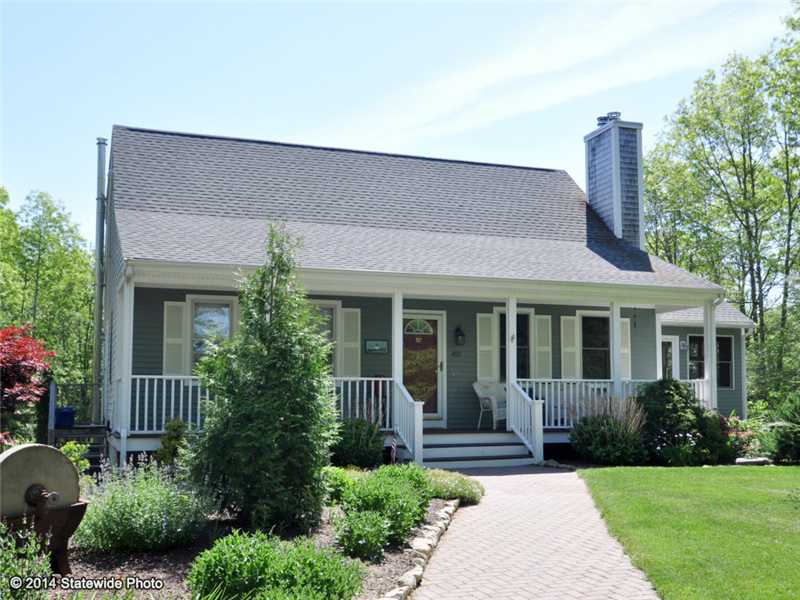 450 Lake Road Tiverton, RI 02878 - Photo 1 of 25 Exterior Front.