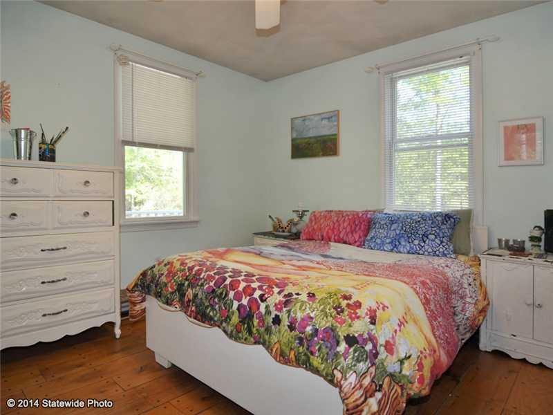 450 Lake Road Tiverton, RI 02878 - Photo 13 of 25 Den/Family/Great Room.