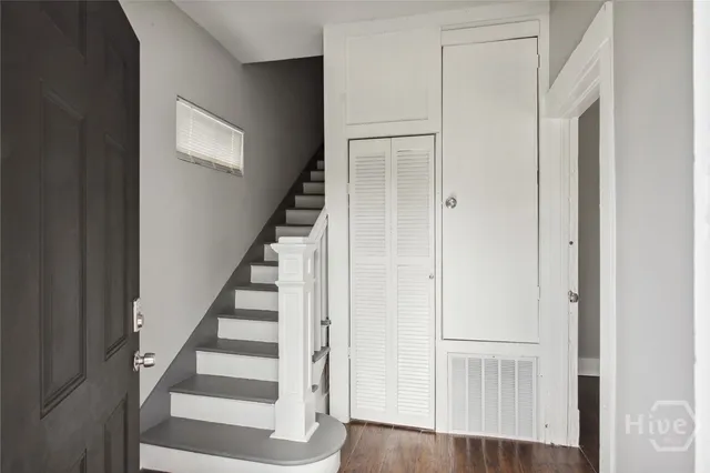 $1,850 | 1002 West 44th Street, Savannah, GA 31405