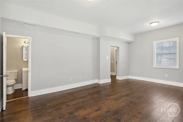 $1,850 | 1002 West 44th Street, Savannah, GA 31405