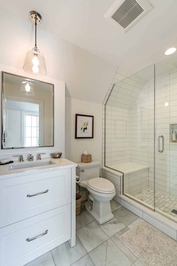 121 East 4th Street Hinsdale, IL 60521 - Photo 39 of 60