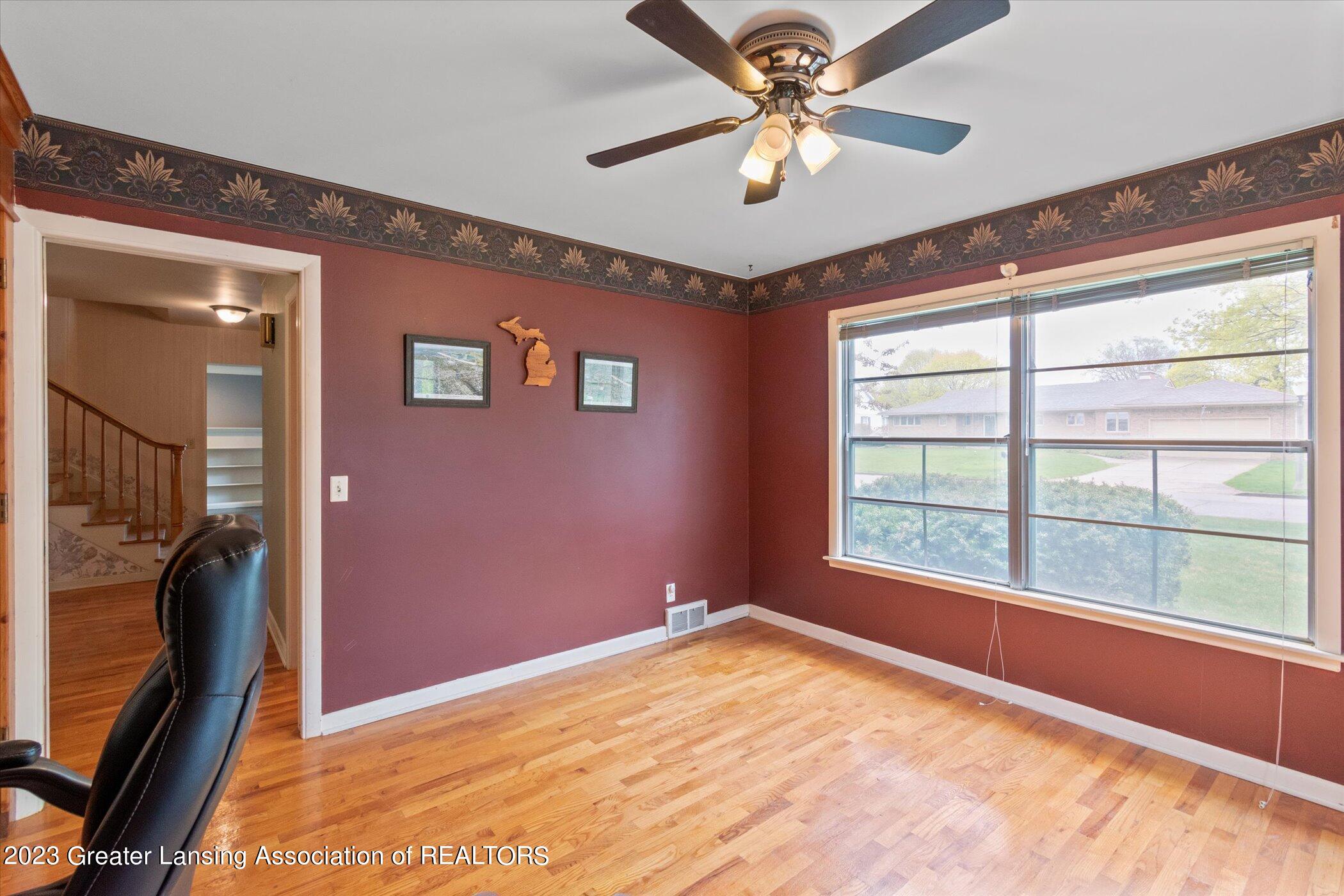 1710 Nottingham Road Lansing, MI 48911 - Photo 23 of 50 26-1710-Nottingham-Rd-Lansing-MI-48911-W