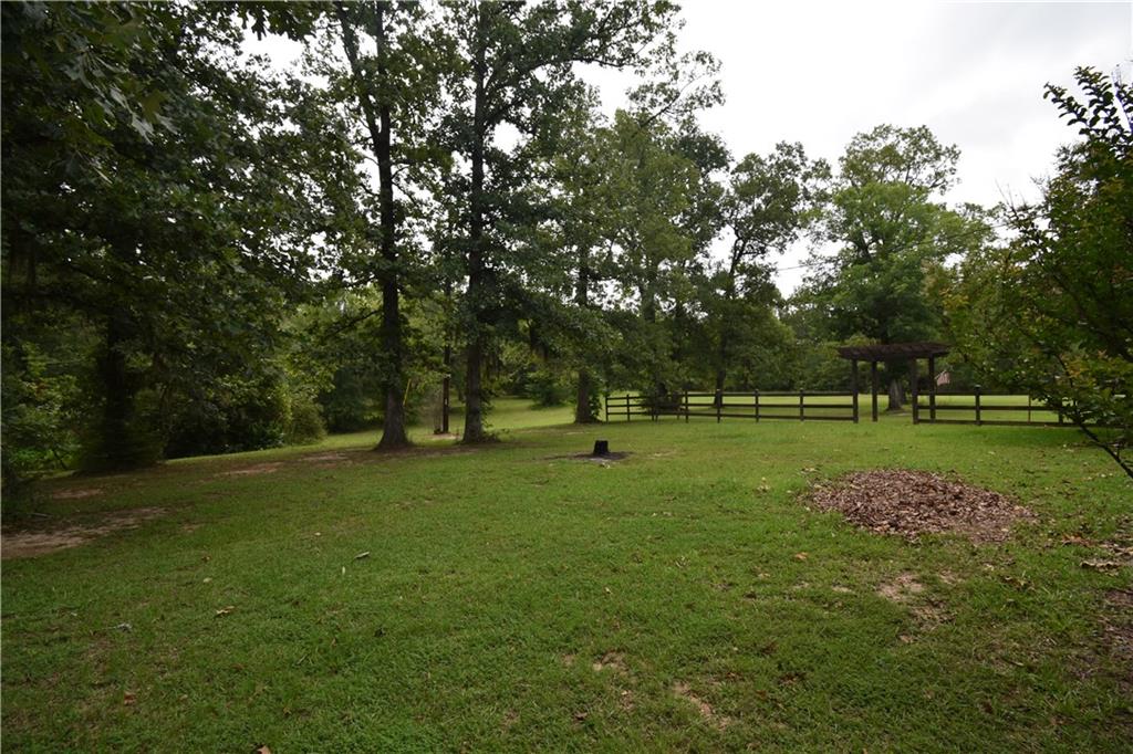 919 Lake Road Dry Prong, LA 71423 - Photo 31 of 38 Gallery Image 31