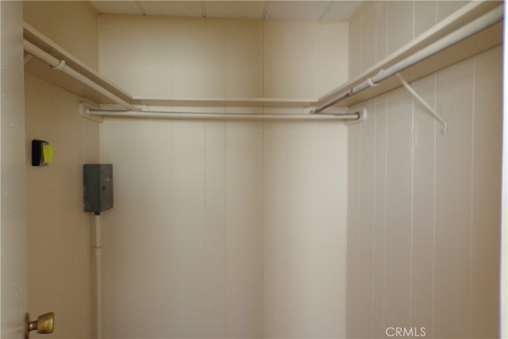 12710 3rd Street, Unit 91 Yucaipa, CA 92399 - Photo 20 of 21 a empty closet with a shower