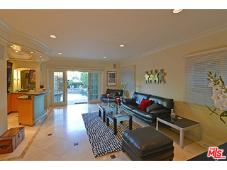 204 Foothill Road Beverly Hills, CA 90210 - Photo 14 of 37 Gallery Image 14