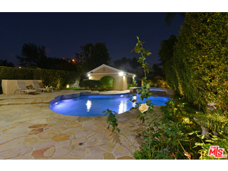 204 Foothill Road Beverly Hills, CA 90210 - Photo 32 of 37 Gallery Image 32