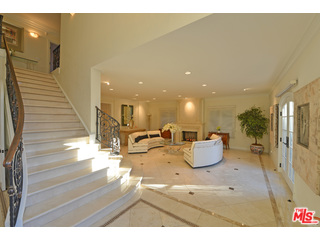 204 Foothill Road Beverly Hills, CA 90210 - Photo 5 of 37 Gallery Image 5