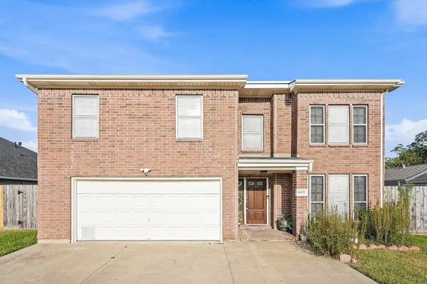 $2,450 | 10027 Glenkirk Drive, Houston, TX 77089
