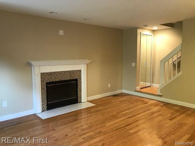 70 Pine Tree Ridge, Unit 3 Waterford, MI 48327 - Photo 6 of 27 IMG_1012.JPG