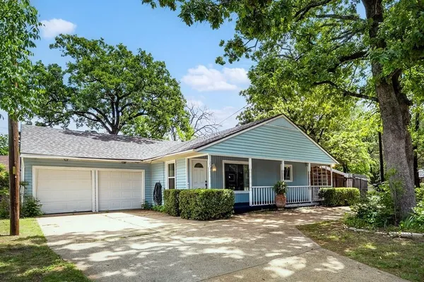 $298,000 | 1125 Doe Run Road, Tool, TX 75143