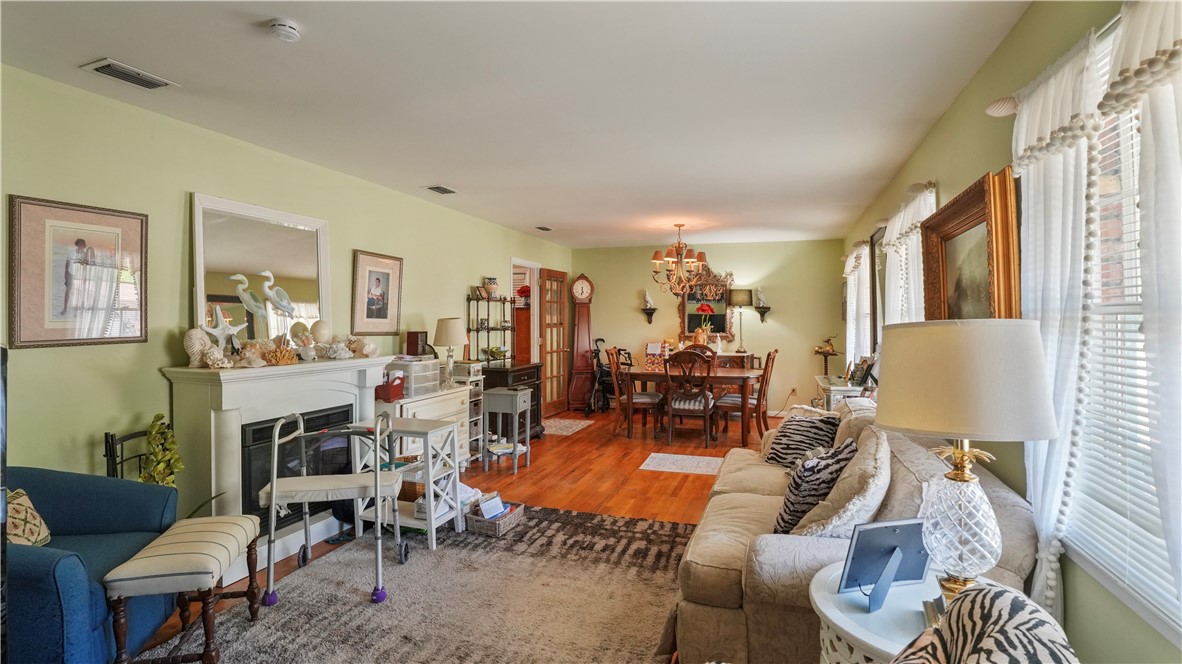 639 South Wayne Street Jesup, GA 31546 - Photo 8 of 24