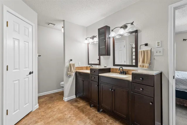 $375,000 | 404 Innwood Drive, Georgetown, TX 78628