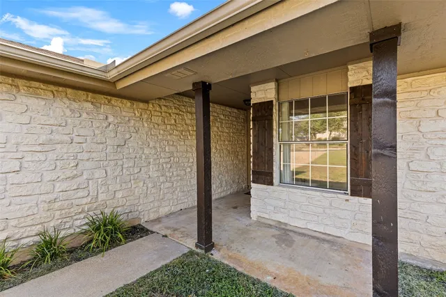 $375,000 | 404 Innwood Drive, Georgetown, TX 78628