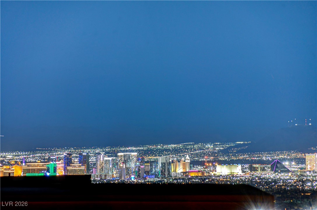 12039 Rockview Pt Street Las Vegas, NV 89138 - Photo 6 of 69