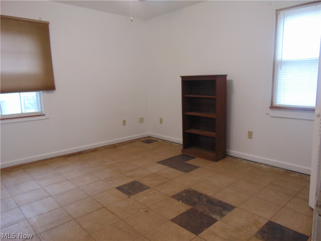4878 Marigold Road Mentor, OH 44060 - Photo 10 of 23 Gallery Image 10