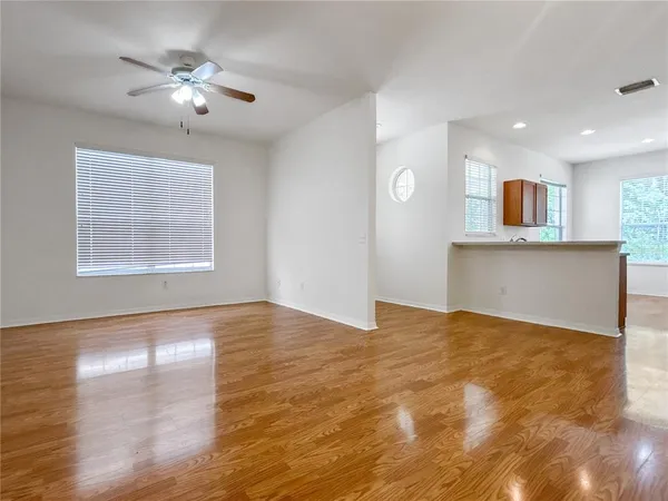 $375,000 | 5006 Bridgeway Lane, Lutz, FL 33558