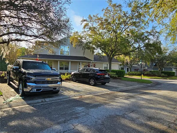 $375,000 | 5006 Bridgeway Lane, Lutz, FL 33558