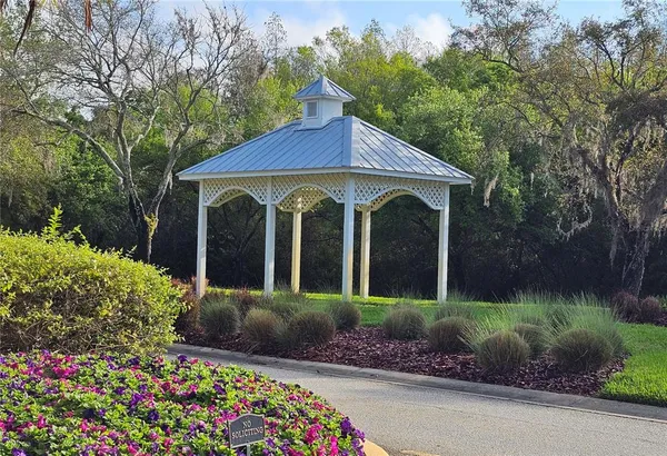 $375,000 | 5006 Bridgeway Lane, Lutz, FL 33558