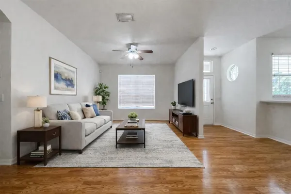 $375,000 | 5006 Bridgeway Lane, Lutz, FL 33558