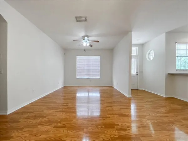 $375,000 | 5006 Bridgeway Lane, Lutz, FL 33558
