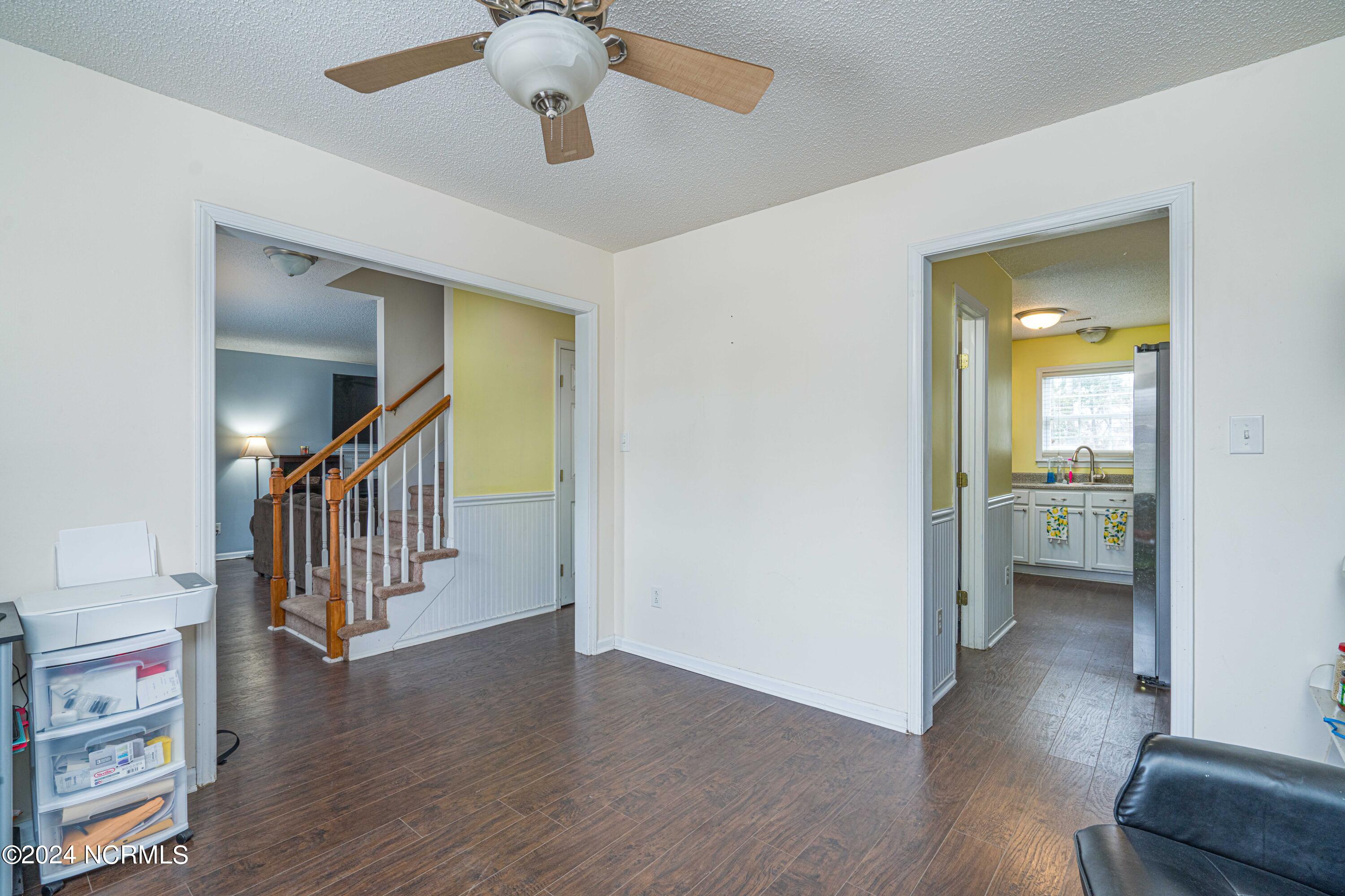104 Coral Ridge Road Richlands, NC 28574 - Photo 7 of 33 104 coral ridge (2 of 32)