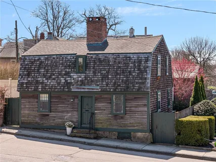 $1,295,000 | 27 William Street, Newport, RI 02840