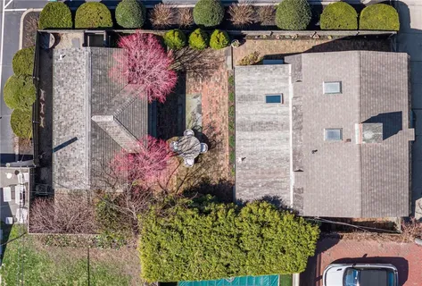 $1,295,000 | 27 William Street, Newport, RI 02840