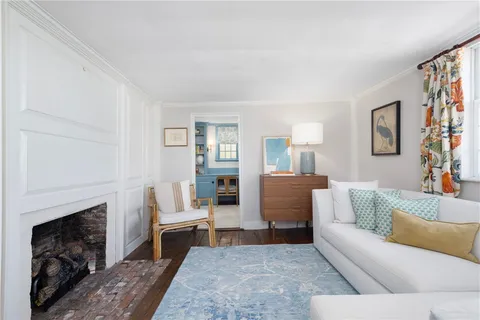 $1,295,000 | 27 William Street, Newport, RI 02840