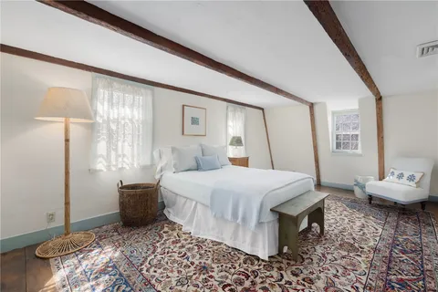 $1,295,000 | 27 William Street, Newport, RI 02840