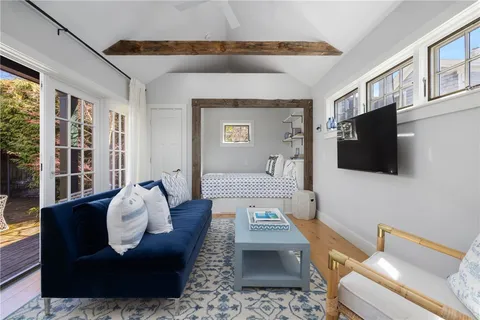 $1,295,000 | 27 William Street, Newport, RI 02840
