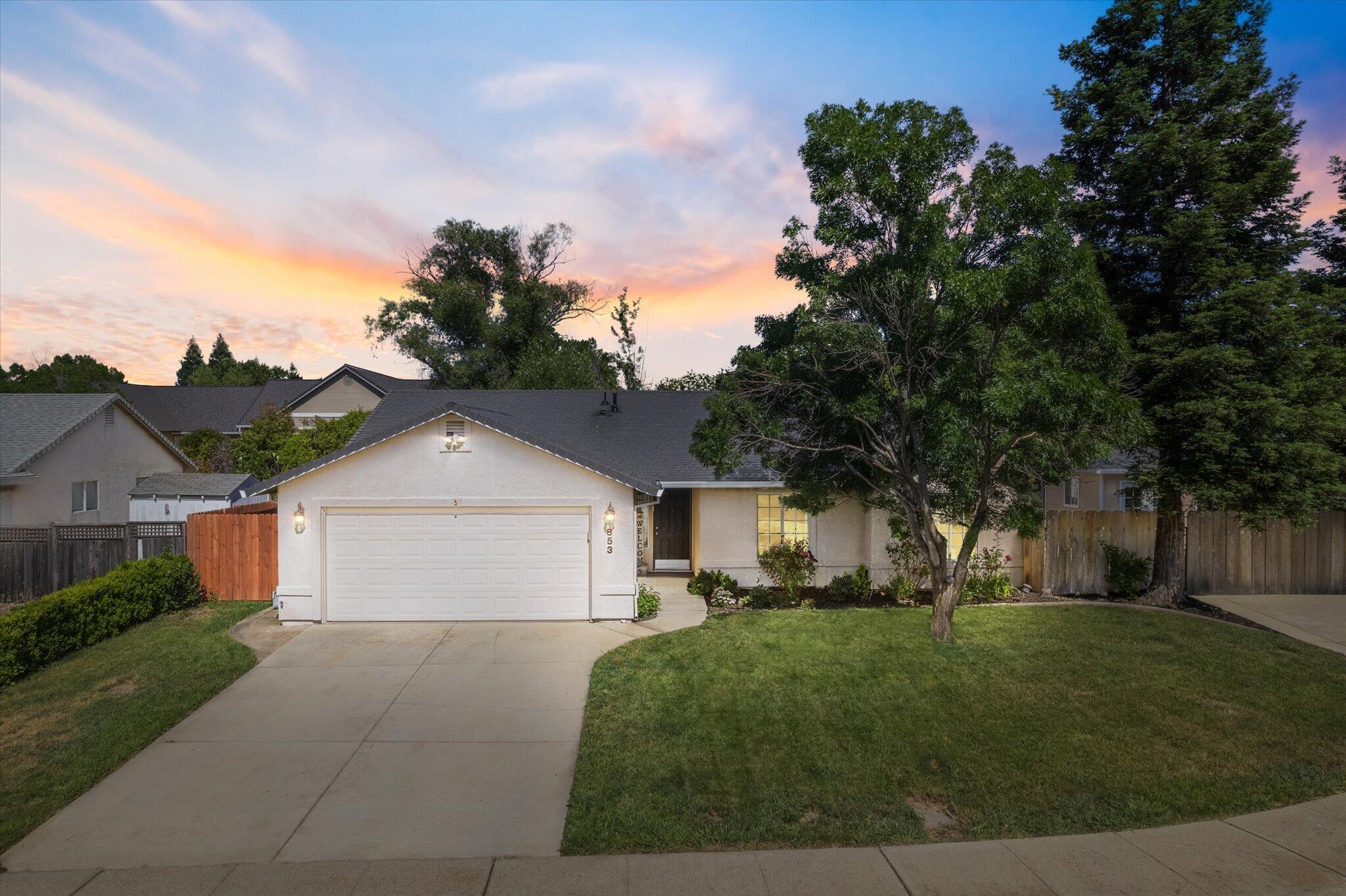 01-BiggerFlow Real Estate Media-1