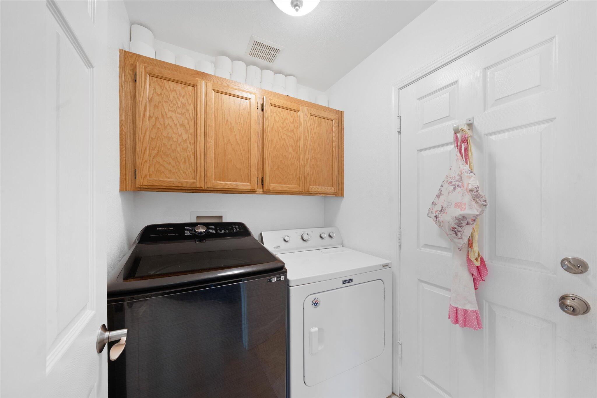 853 Paramount Way Redding, CA 96003 - Photo 20 of 32 20-BiggerFlow Real Estate Media-19