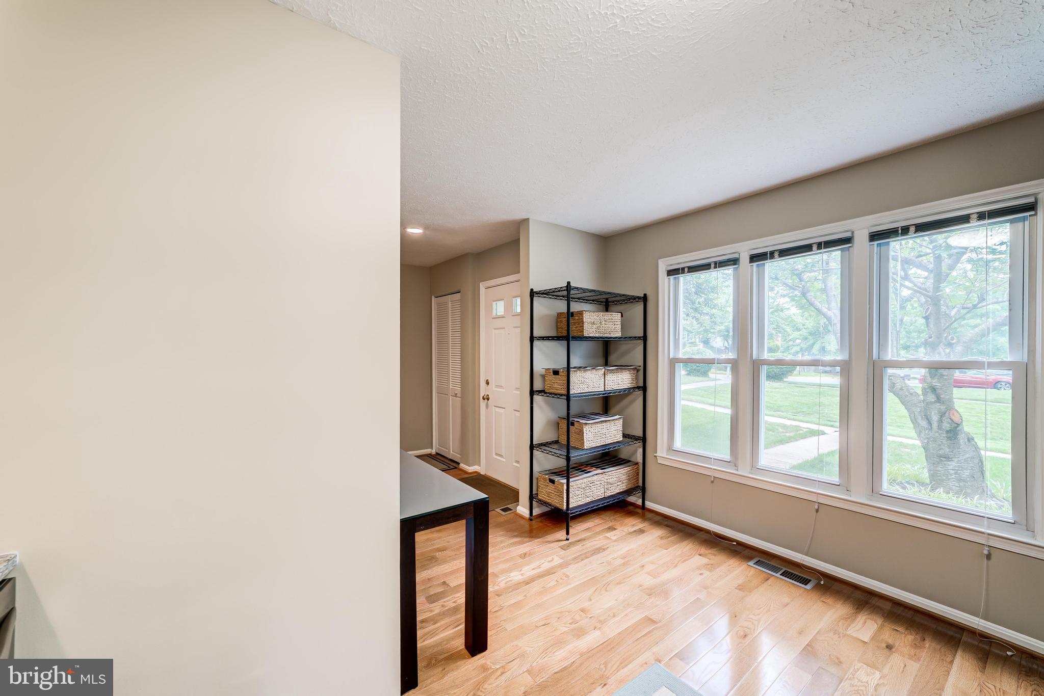 7333 Stream Way Springfield, VA 22152 - Photo 14 of 55