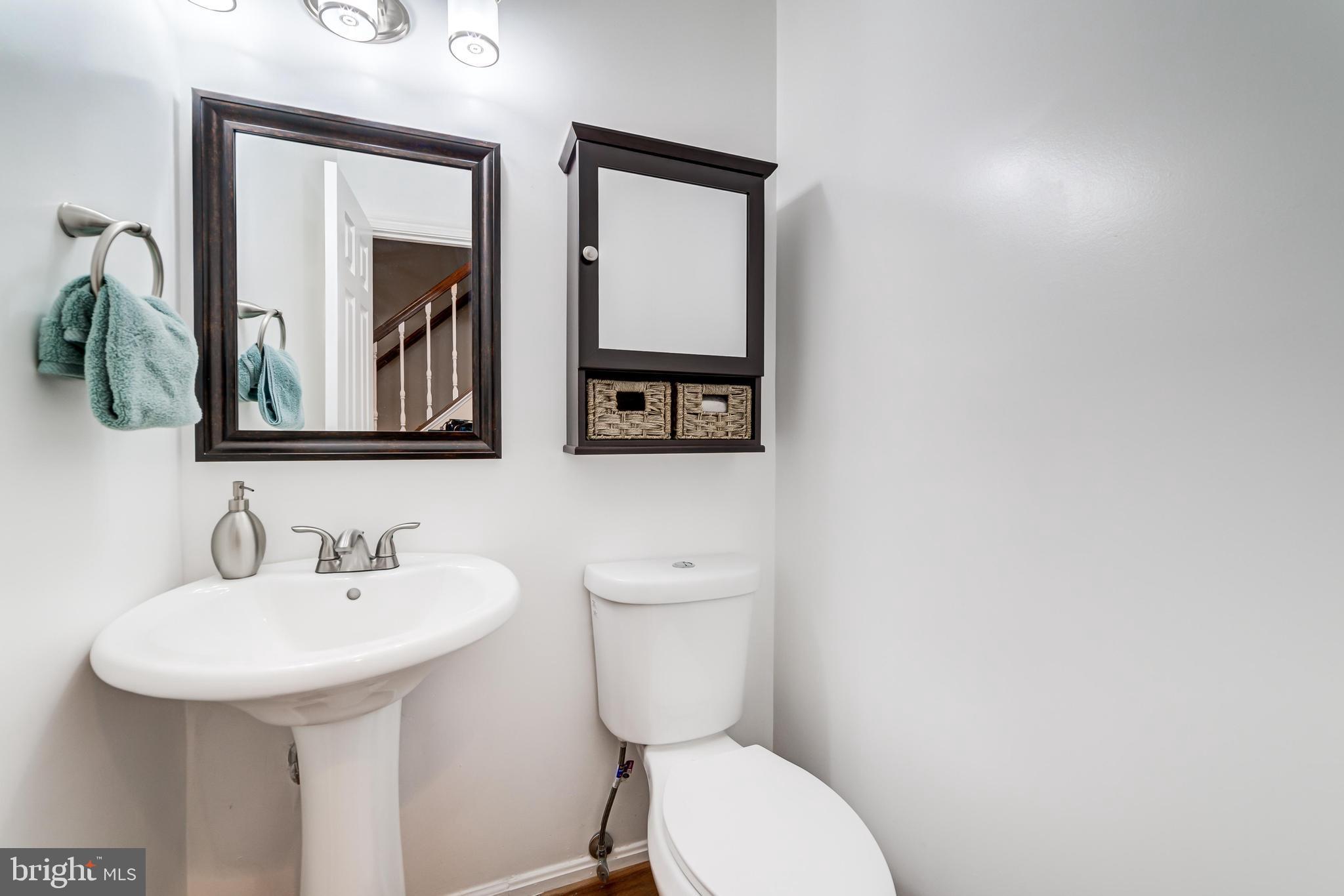 7333 Stream Way Springfield, VA 22152 - Photo 28 of 55