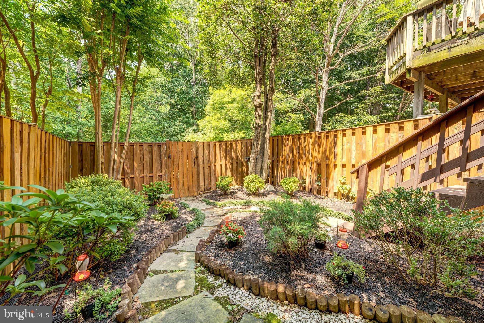 7333 Stream Way Springfield, VA 22152 - Photo 3 of 55