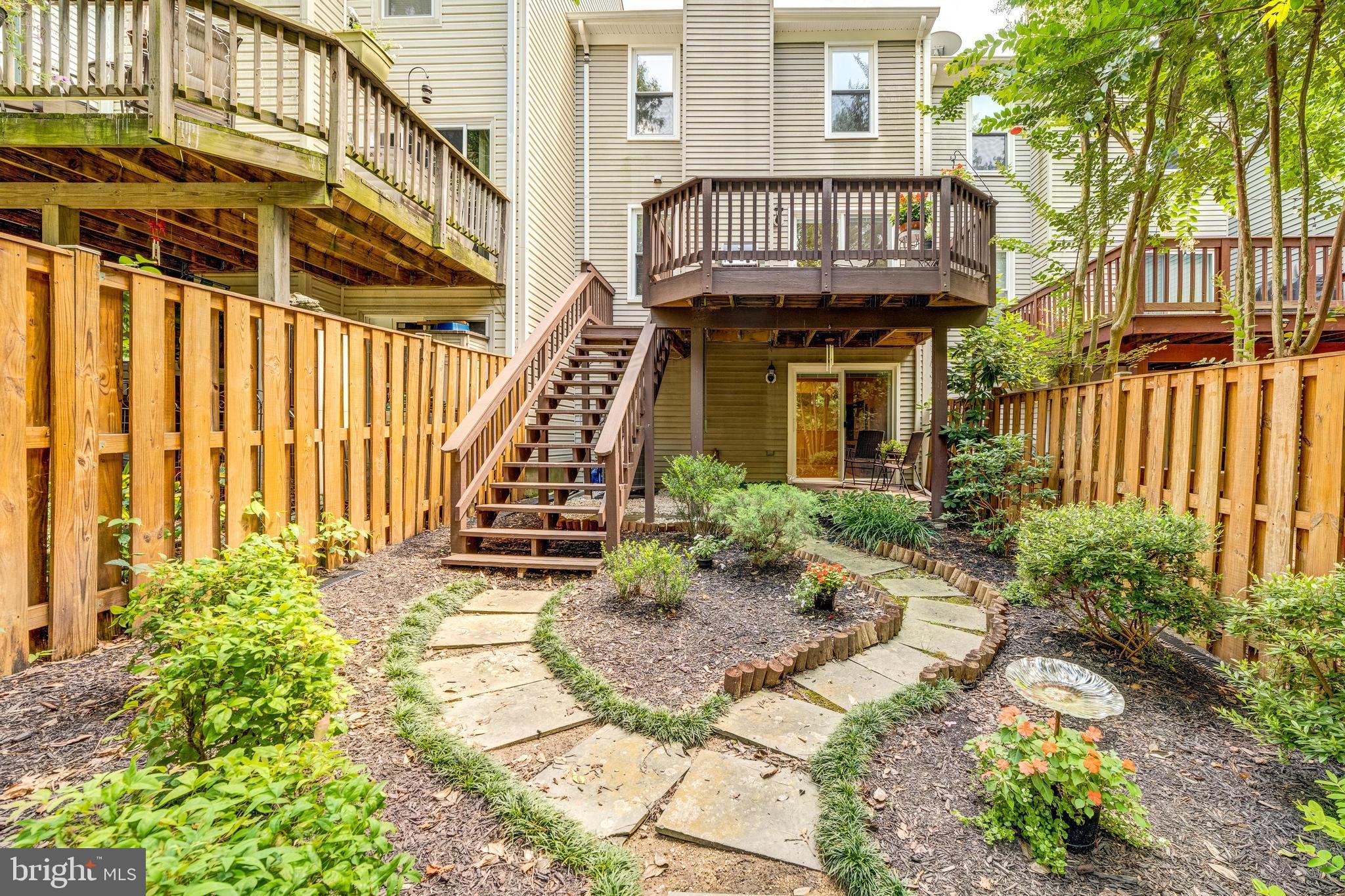 7333 Stream Way Springfield, VA 22152 - Photo 47 of 55