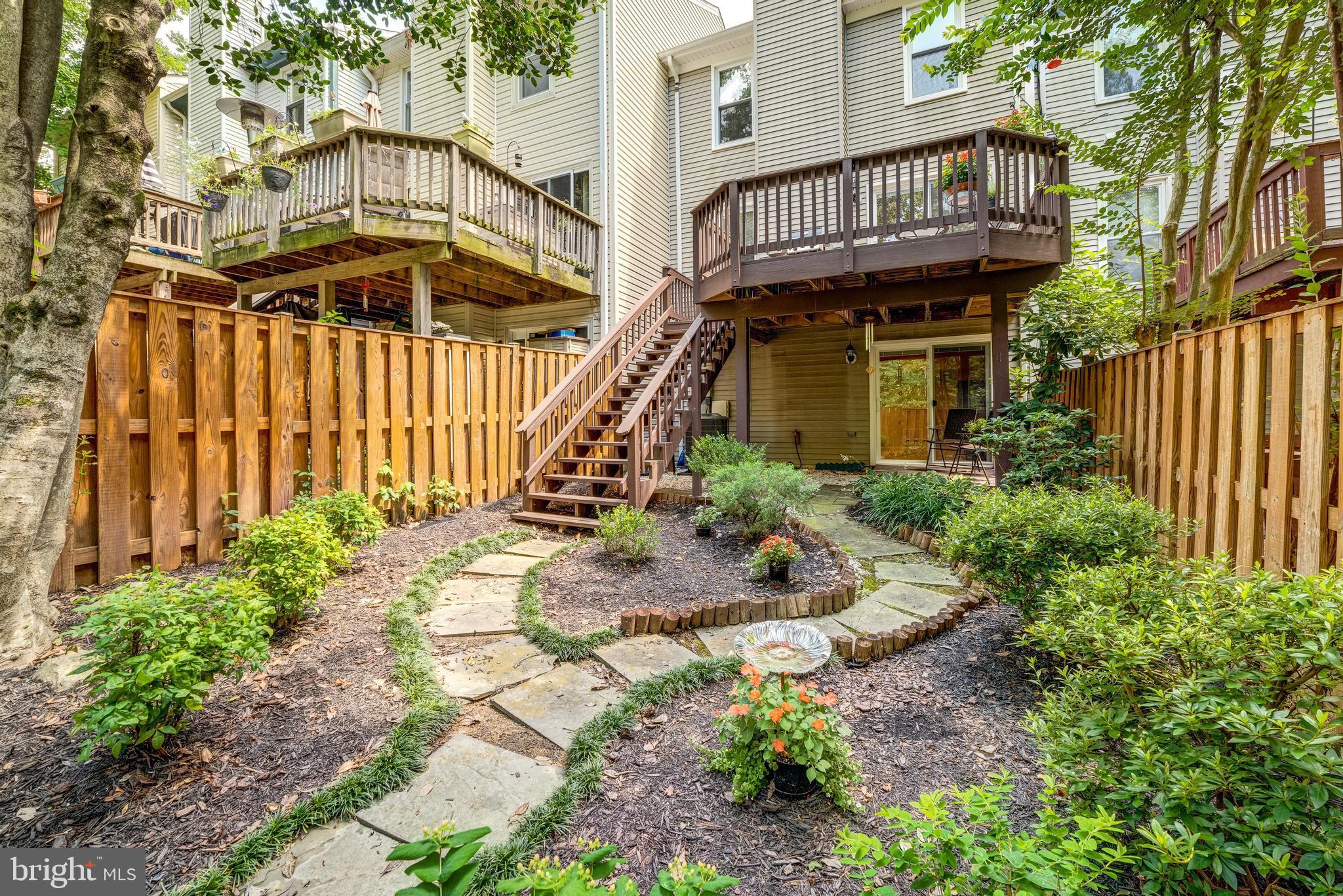 7333 Stream Way Springfield, VA 22152 - Photo 48 of 55