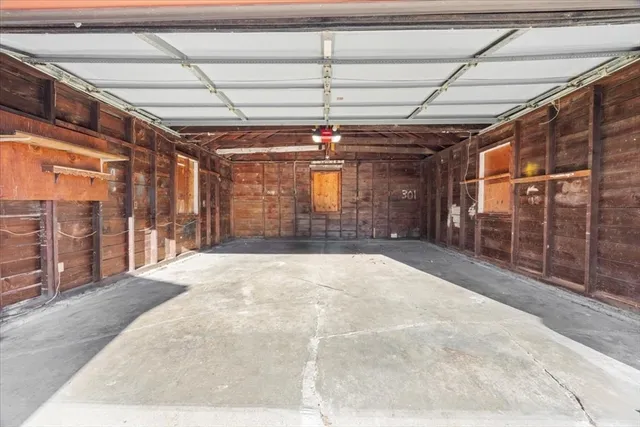 $399,000 | 550 Middleboro Avenue, Taunton, MA 02718