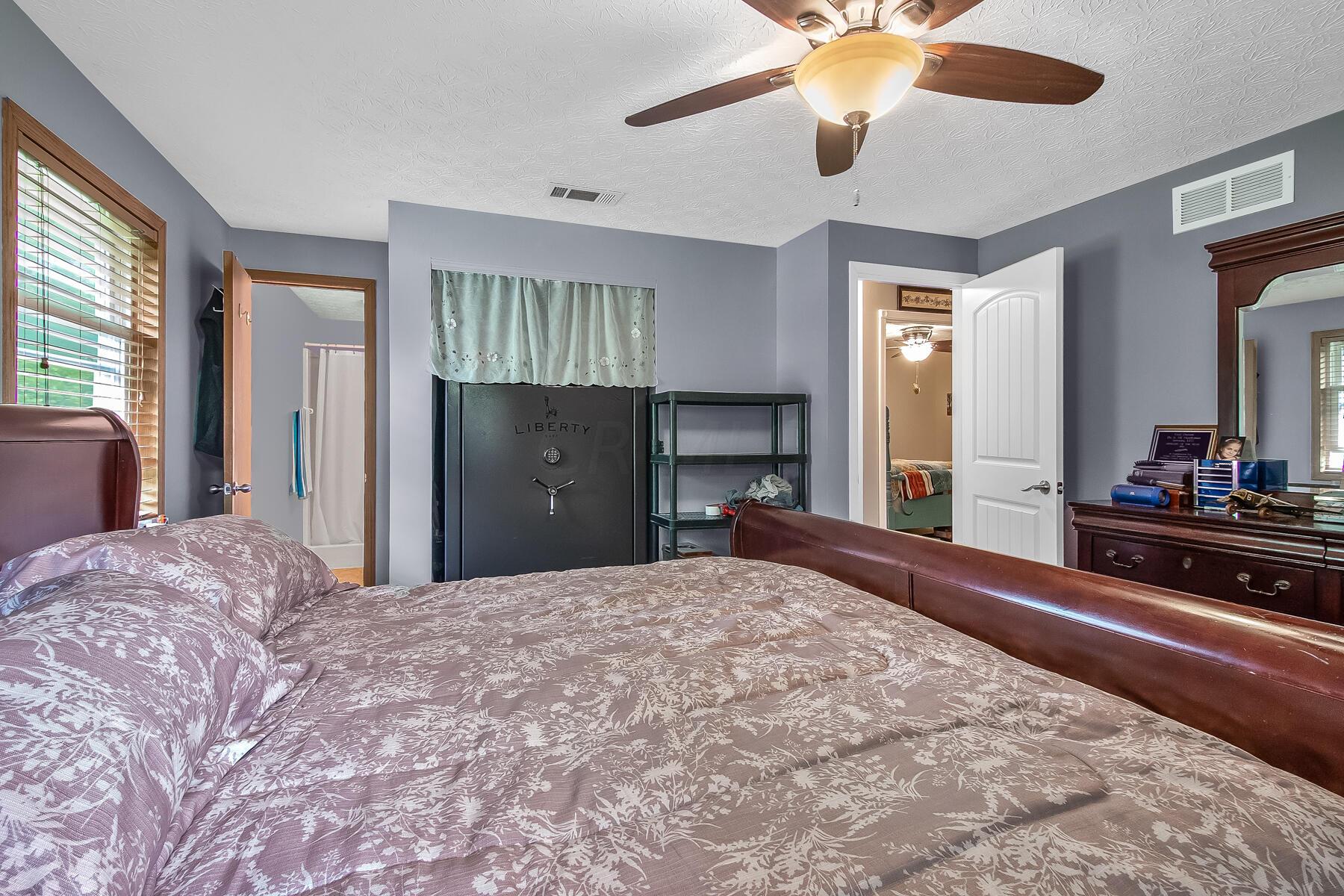 980 Hills-Miller Road Delaware, OH 43015 - Photo 31 of 50 Primary Bedroom