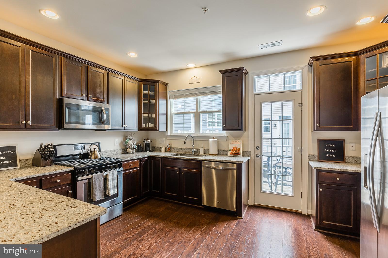 7371 Riding Meadow Way Manassas, VA 20111 - Photo 17 of 31 Gallery Image 17